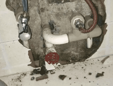 阿瓦提卫生间漏水维修公司专业为您介绍下阿瓦提查漏水的服务流程是怎么样的。首先需求找专业的师傅走效